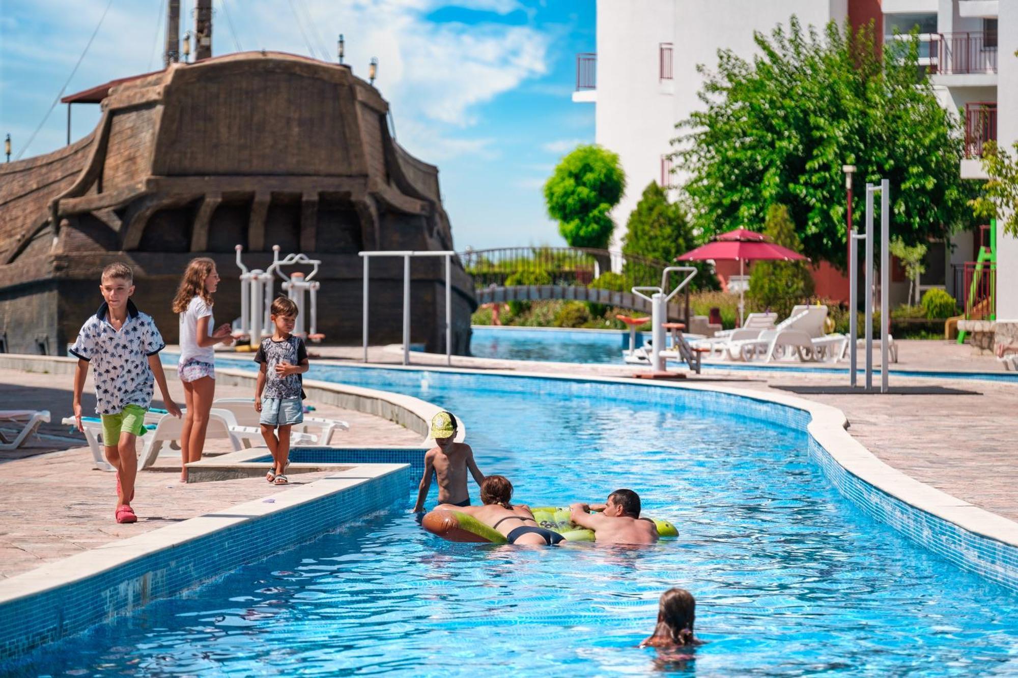 Privilege Fort Beach Apartments Свети-Влас Экстерьер фото