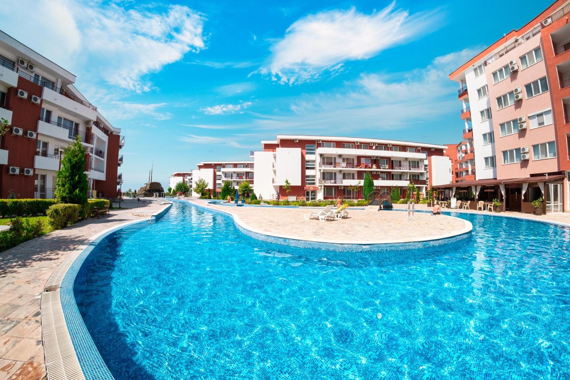 Privilege Fort Beach Apartments Свети-Влас Экстерьер фото