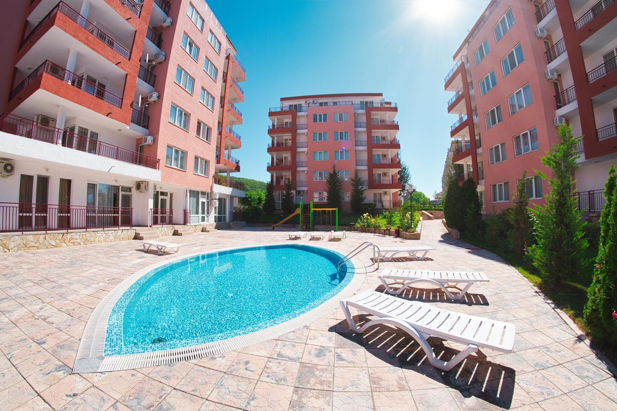 Privilege Fort Beach Apartments Свети-Влас Экстерьер фото