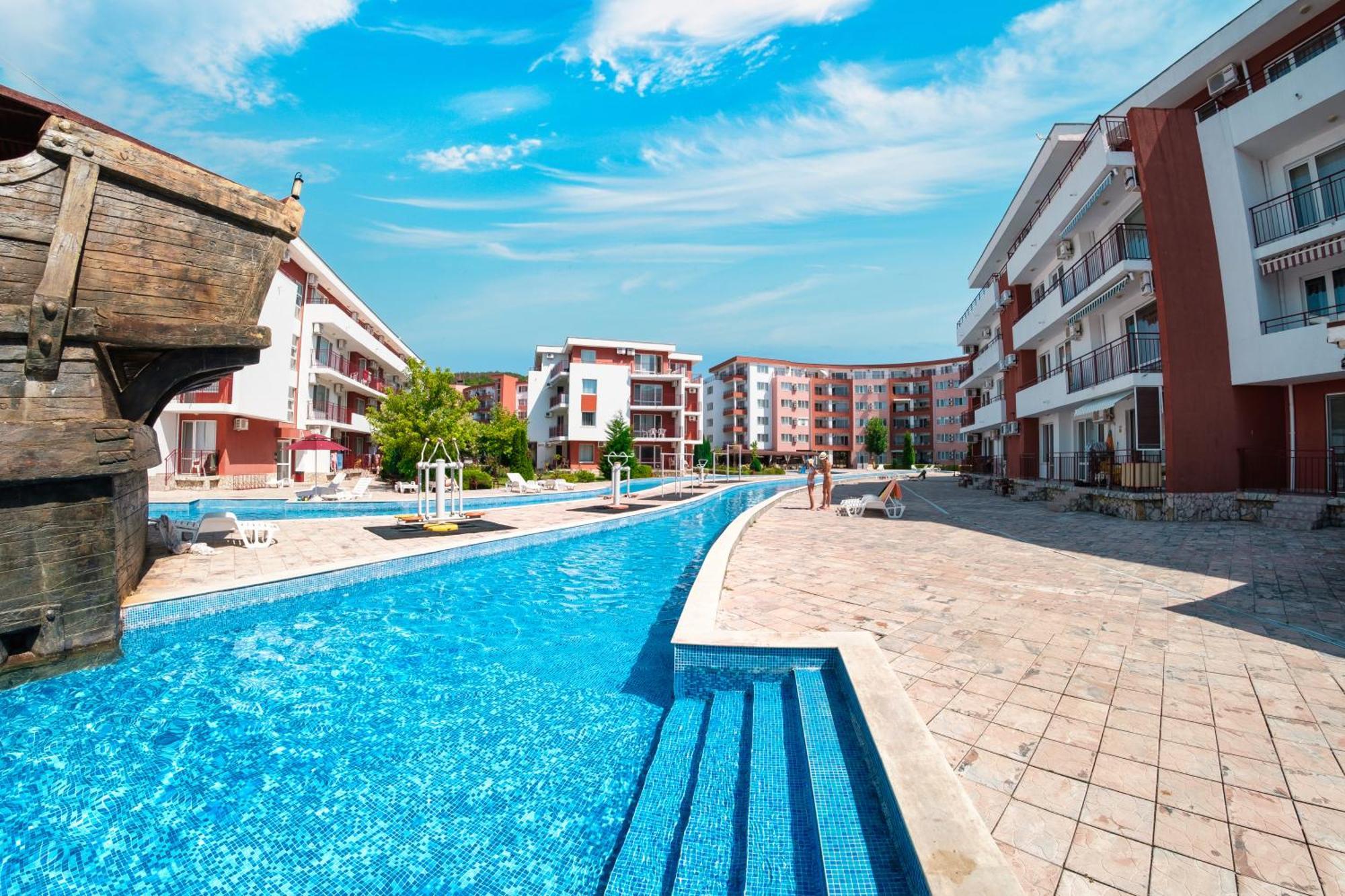 Privilege Fort Beach Apartments Свети-Влас Экстерьер фото