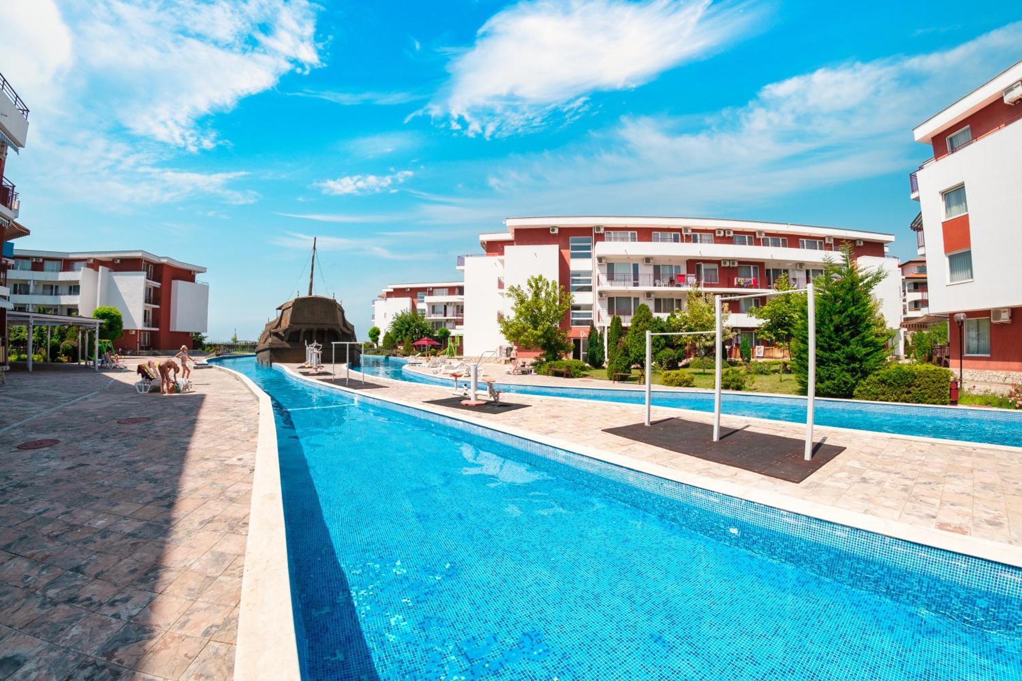Privilege Fort Beach Apartments Свети-Влас Экстерьер фото