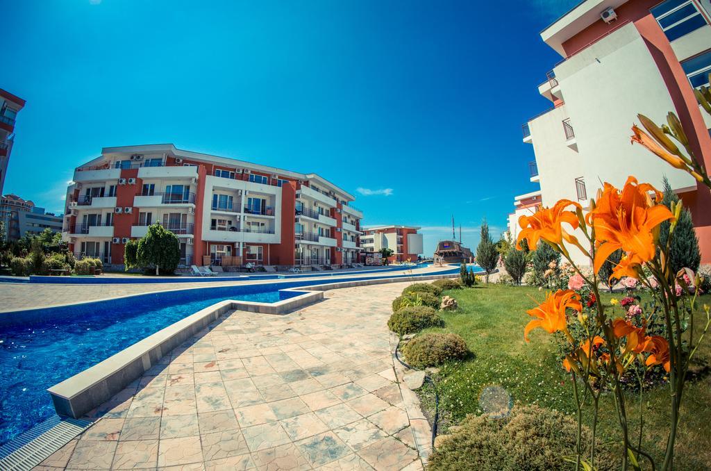 Privilege Fort Beach Apartments Свети-Влас Экстерьер фото