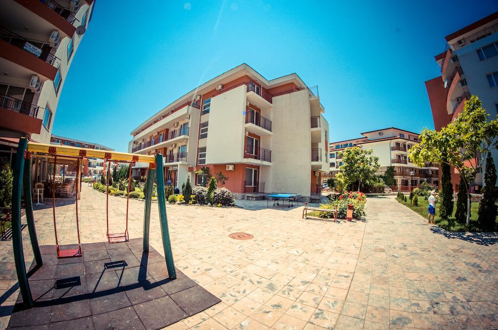 Privilege Fort Beach Apartments Свети-Влас Экстерьер фото