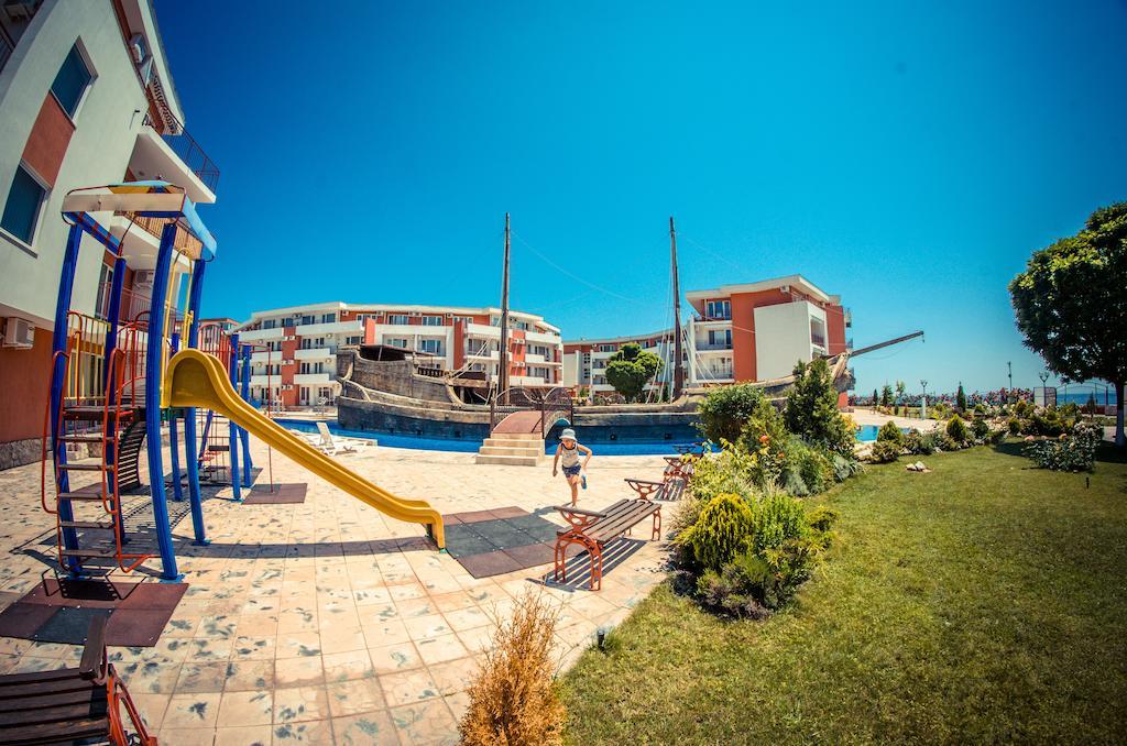 Privilege Fort Beach Apartments Свети-Влас Экстерьер фото