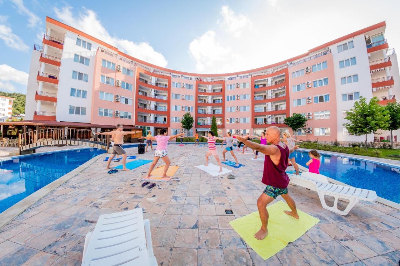 Privilege Fort Beach Apartments Свети-Влас Экстерьер фото